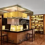 Courtyard By Marriott Shanghai Central